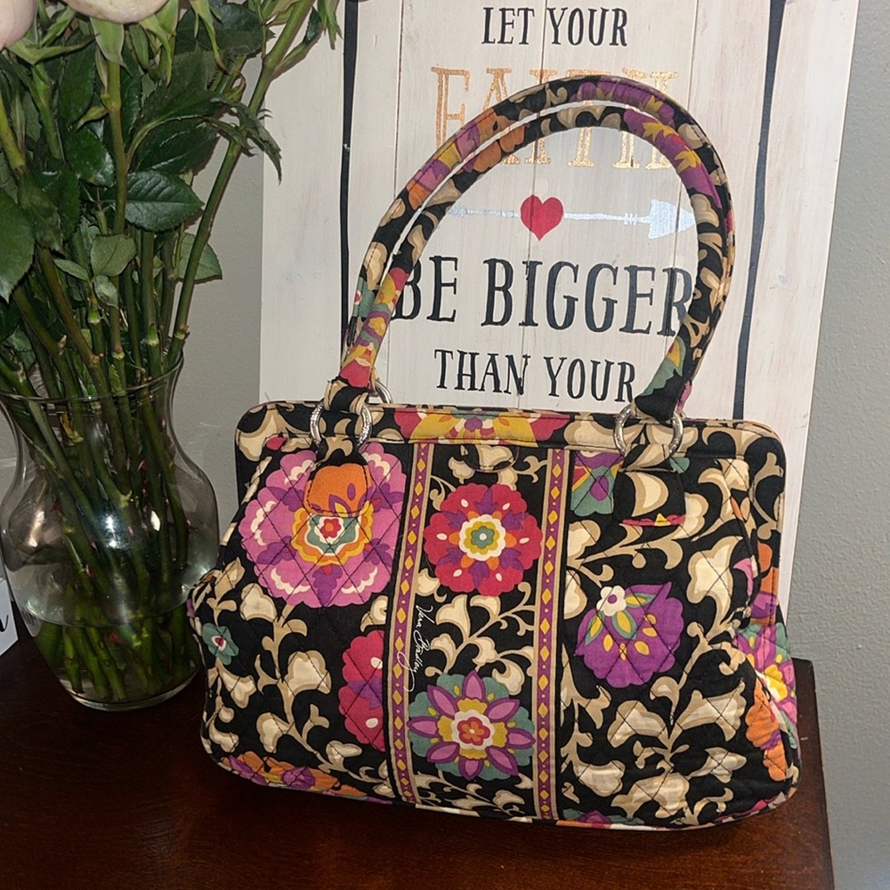 Vera Bradley Double Suzani Pattern 2011 Magnetic Floral Quilted Boho Bag EUC
